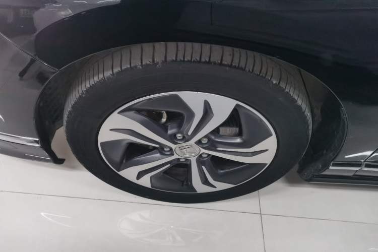 Used Honda Spirior 2017 Hybrid 2.0L Pure Drive Edition Left Front Wheel Hub