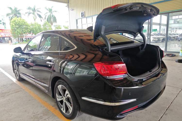 Used Honda Spirior 2017 Hybrid 2.0L Pure Drive Edition Left Side