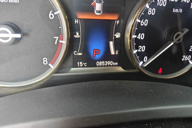 Used Honda Spirior 2017 2.0L Classic Edition Odometer Close Up