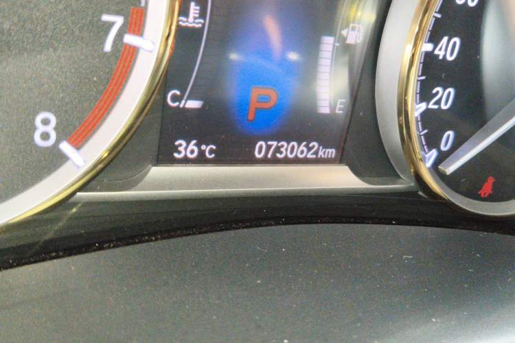 Used Honda Spirior 2017 2.0L Classic Edition Odometer Close Up