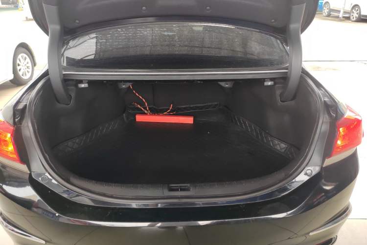 Used Honda Spirior 2017 2.0L Comfort Edition Trunk