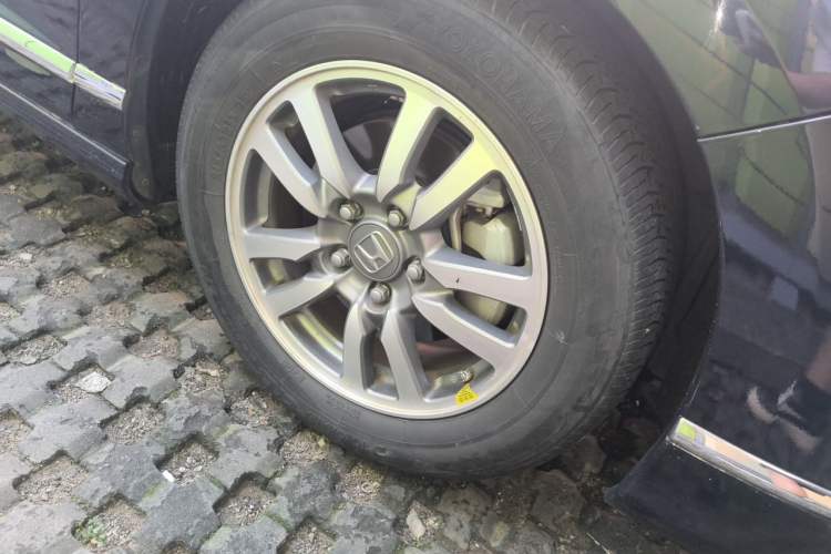 Used Honda Spirior 2017 2.0L Comfort Edition Right Front Wheel Hub