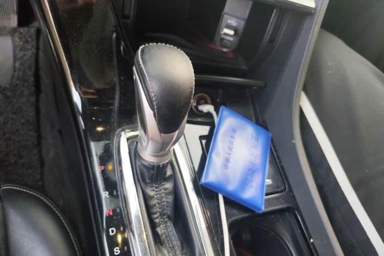 Used Honda Spirior 2017 2.0L Classic Edition Gear Lever