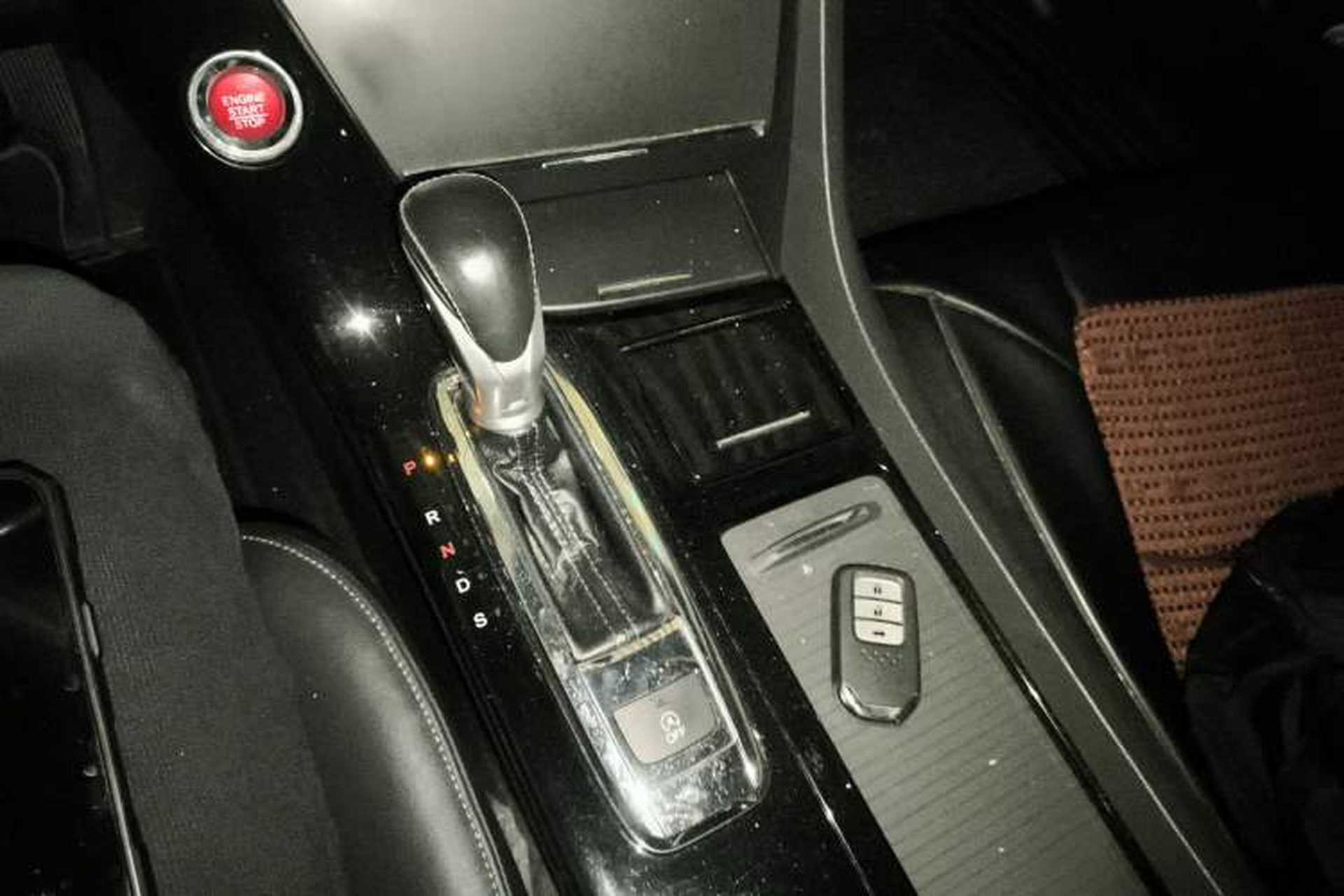 Used Honda Spirior 2017 2.4L Luxury Edition Gear Lever