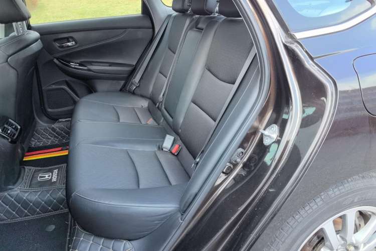 Used Honda Spirior 2017 2.0L Classic Edition Interior 1