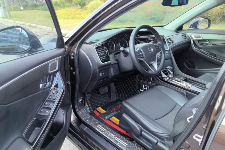 Used Honda Spirior 2017 2.0L Classic Edition Interior 2