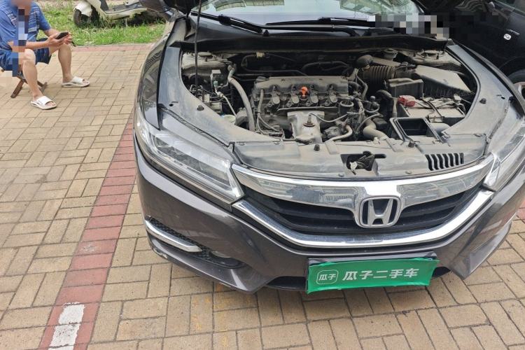 Used Honda Spirior 2017 2.0L Comfort Edition Right Front Headlight