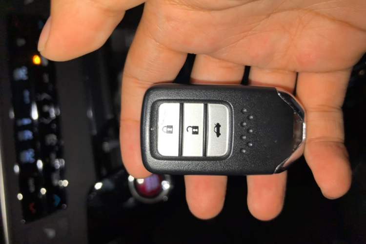 Used Honda Spirior 2017 2.4L Luxury Edition Vehicle Key