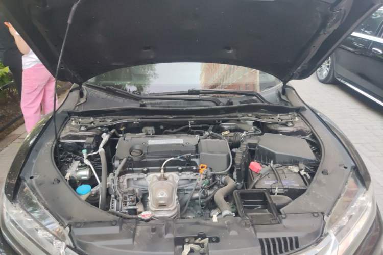 Used Honda Spirior 2017 2.4L Luxury Edition Engine Bay
