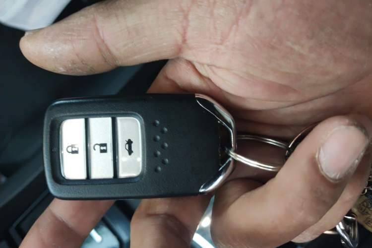 Used Honda Spirior 2017 2.4L Luxury Edition Vehicle Key