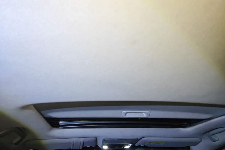 Used Honda Spirior 2017 2.0L Comfort Edition Headliner