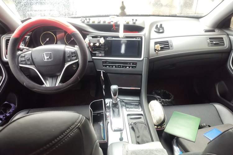 Used Honda Spirior 2017 2.0L Classic Edition Center Console