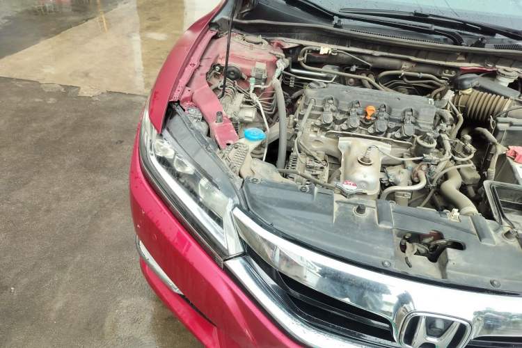 Used Honda Spirior 2017 2.0L Classic Edition Engine Bay Right