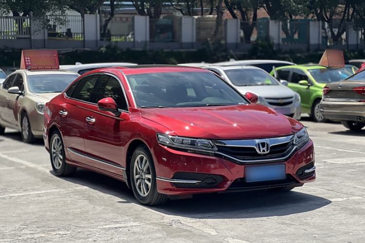 Used Honda Spirior 2017 2.0L Classic Edition Exterior 2