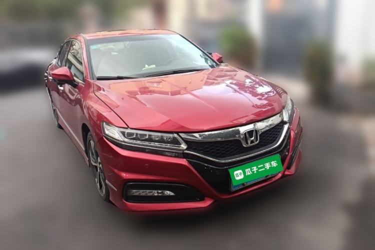 Used Honda Spirior 2017 2.4L Luxury Edition Front Right 45 Deg