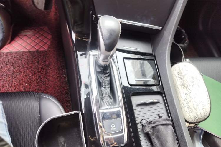 Used Honda Spirior 2017 2.0L Classic Edition Gear Lever