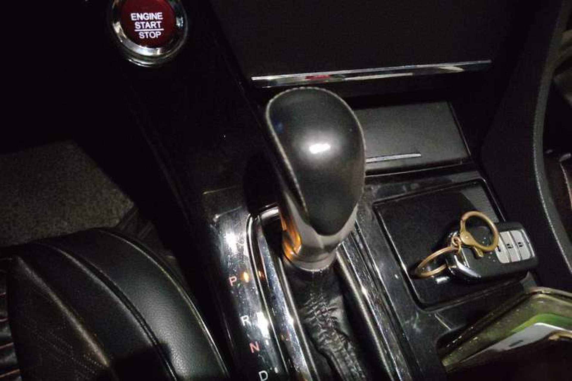 Used Honda Spirior 2017 2.0L Comfort Edition Gear Lever