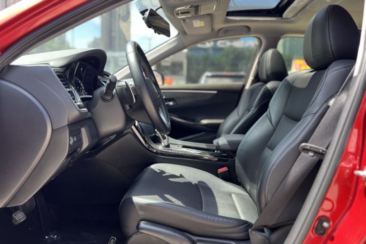 Used Honda Spirior 2017 2.0L Classic Edition Interior 4