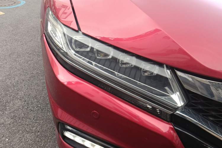 Used Honda Spirior 2017 2.4L Luxury Edition Right Front Headlight