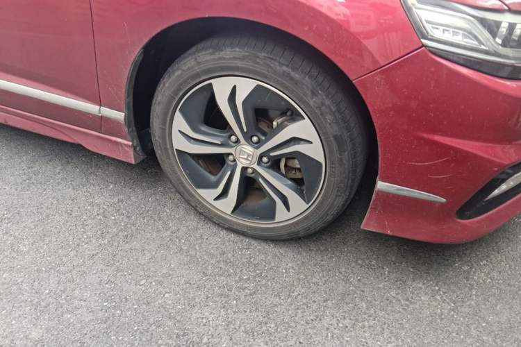 Used Honda Spirior 2017 2.4L Luxury Edition Right Front Wheel Hub