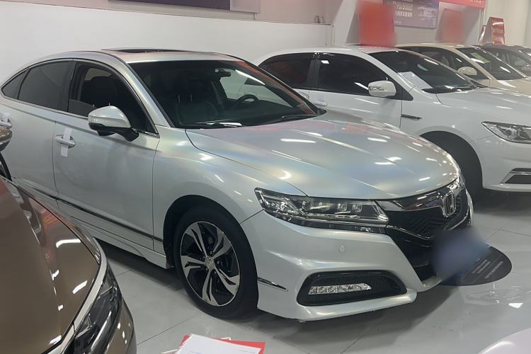 Used Honda Spirior 2017 2.4L Luxury Edition Exterior 4