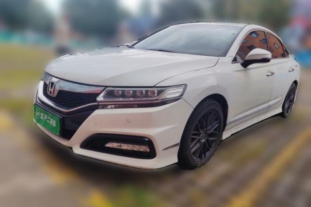 Honda Spirior 2017 2.4L Luxury Edition de segunda mano