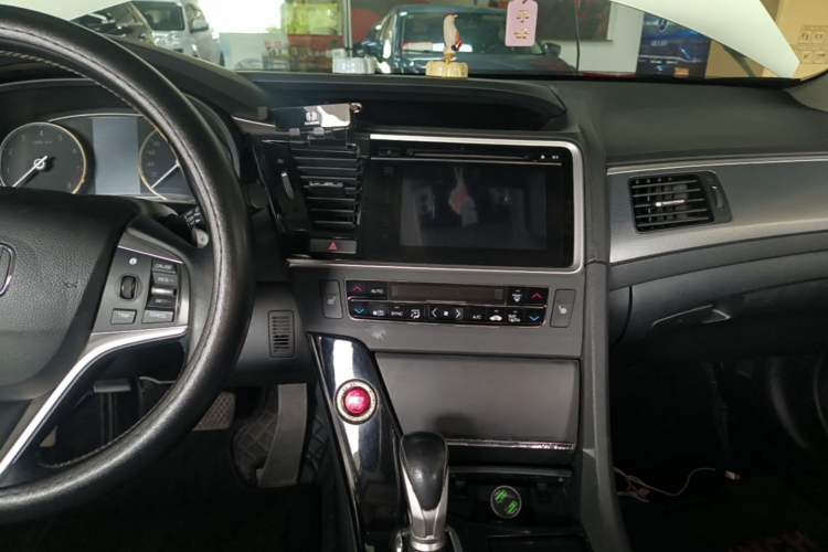 Used Honda Spirior 2017 2.0L Comfort Edition Audio And AC Panel