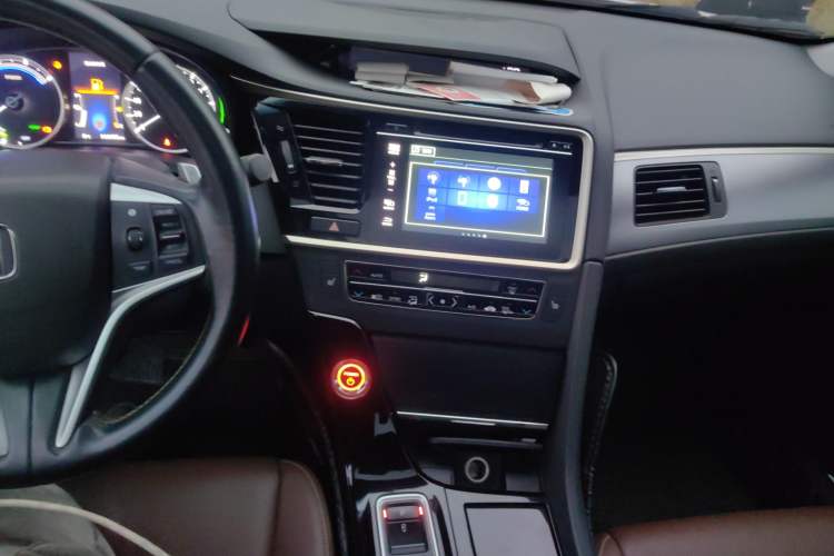 Used Honda Spirior 2017 Hybrid 2.0L Pure Drive Edition Audio And AC Panel