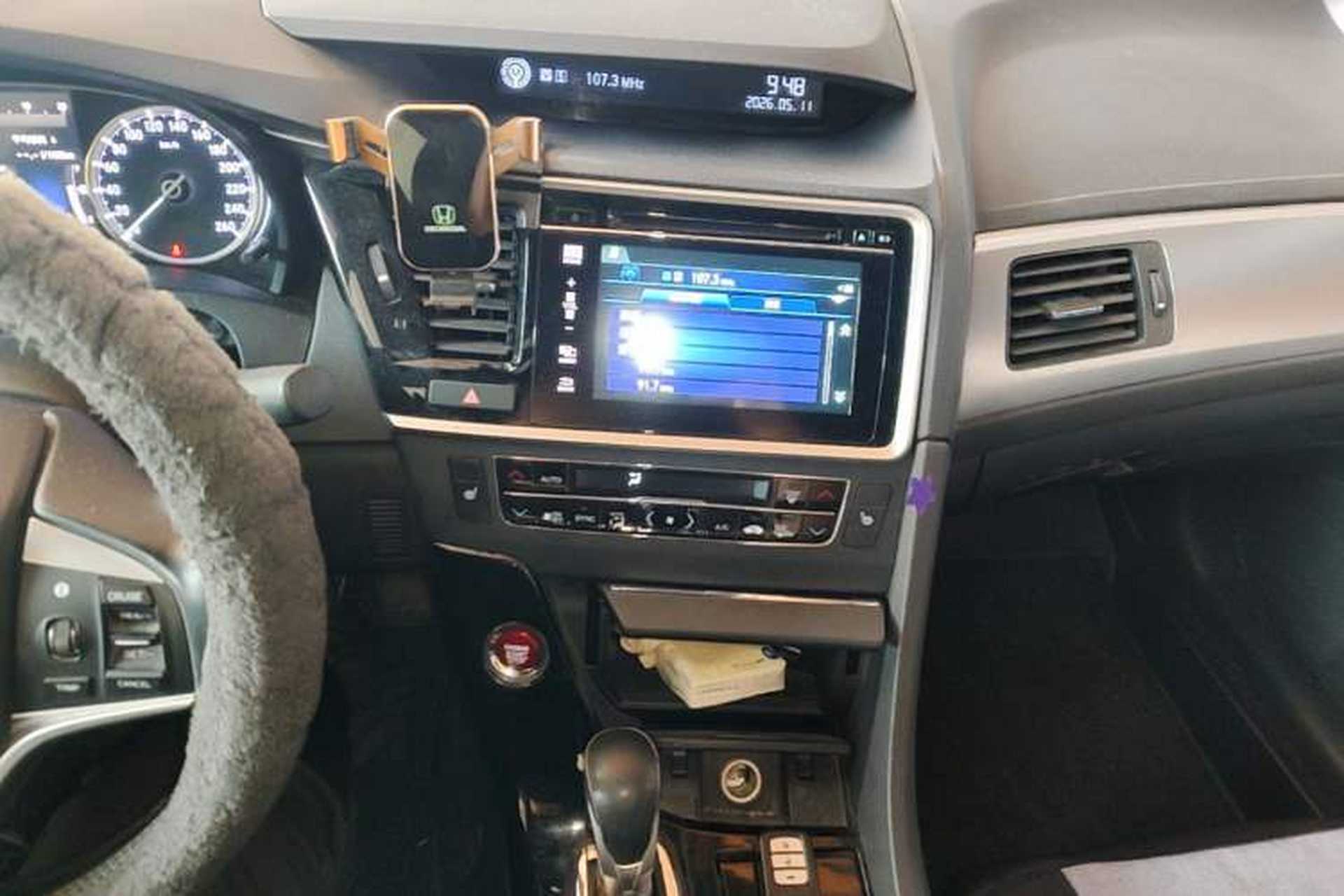 Used Honda Spirior 2017 2.0L Comfort Edition Audio And AC Panel