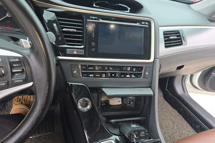 Used Honda Spirior 2017 Hybrid 2.0L Pure Drive Edition Audio And AC Panel