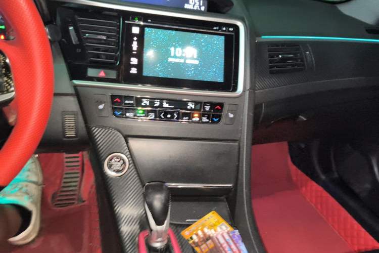 Used Honda Spirior 2017 2.4L Luxury Edition Audio And AC Panel