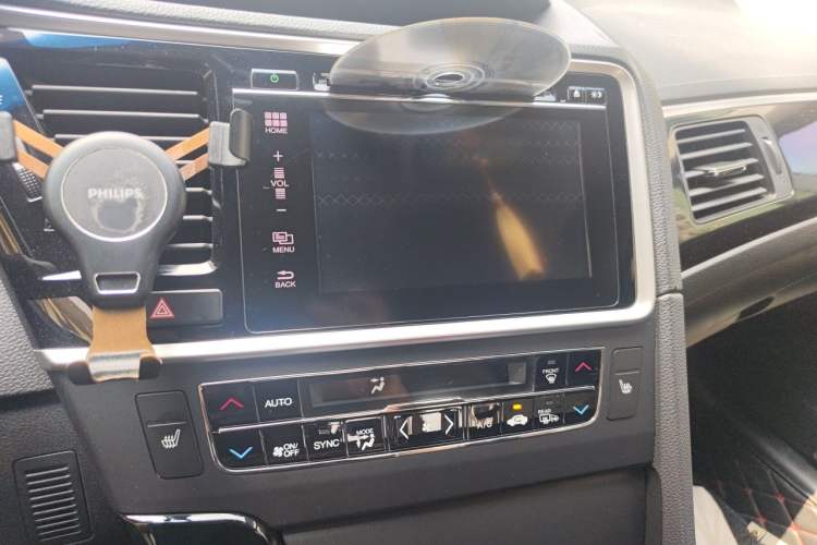 Used Honda Spirior 2017 2.4L Luxury Edition Audio And AC Panel