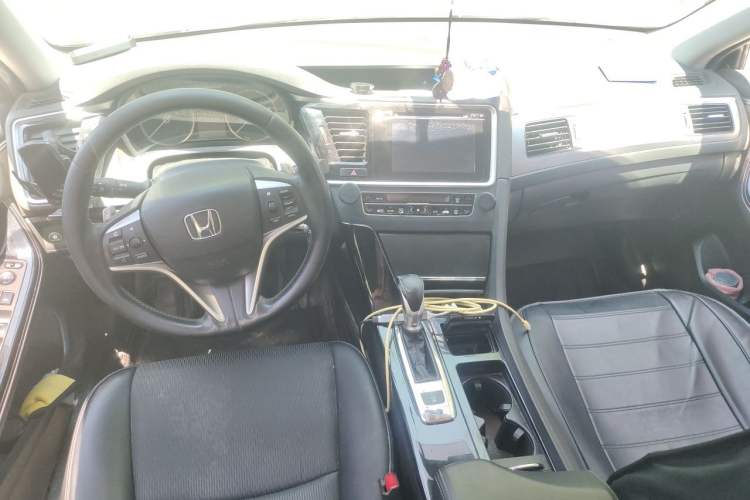 Used Honda Spirior 2017 2.0L Classic Edition Center Console