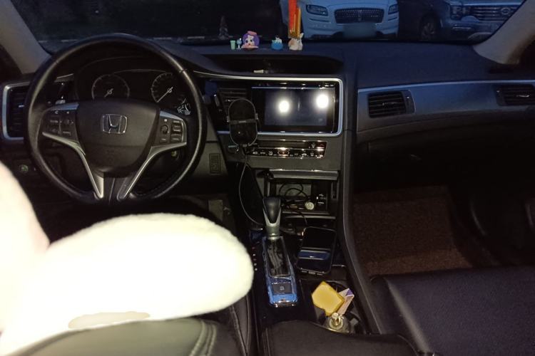 Used Honda Spirior 2017 2.0L Classic Edition Center Console