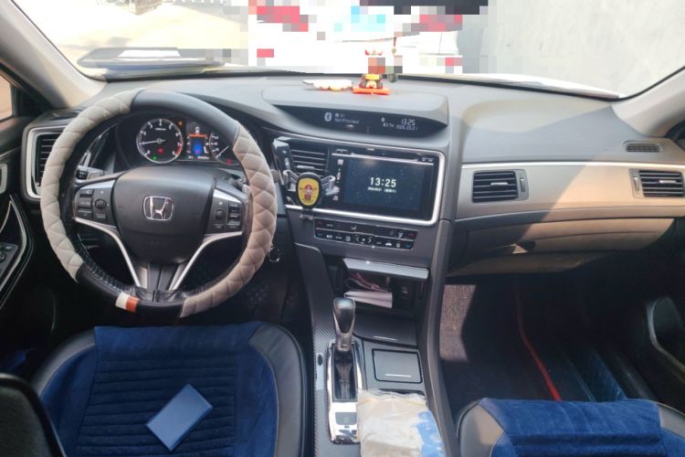 Used Honda Spirior 2017 2.0L Classic Edition Center Console
