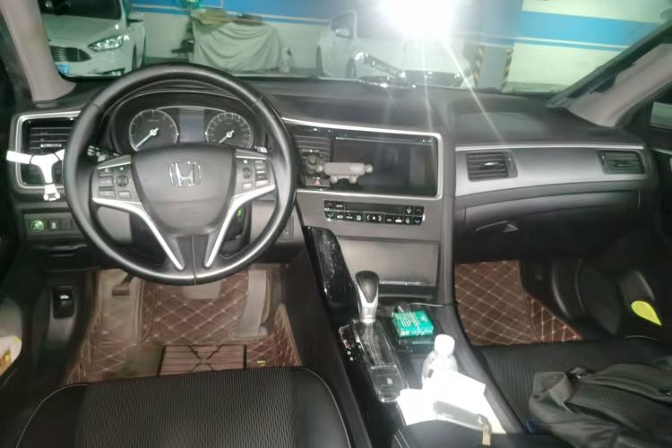 Used Honda Spirior 2017 2.0L Classic Edition Center Console
