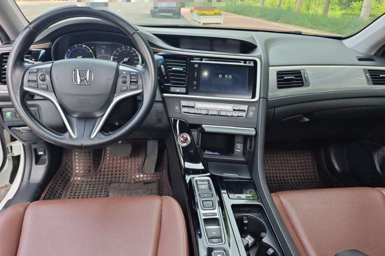 Used Honda Spirior 2017 Hybrid 2.0L Pure Edition Center Console