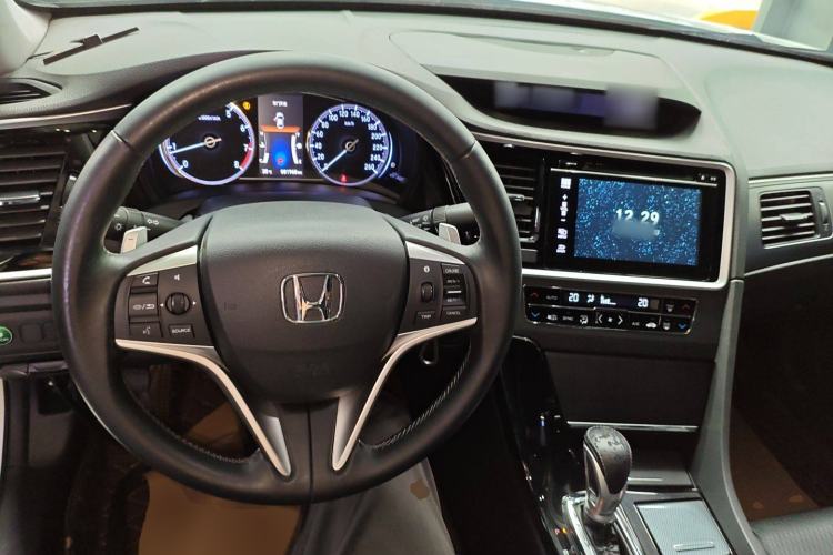 Used Honda Spirior 2017 2.0L Classic Edition Center Console