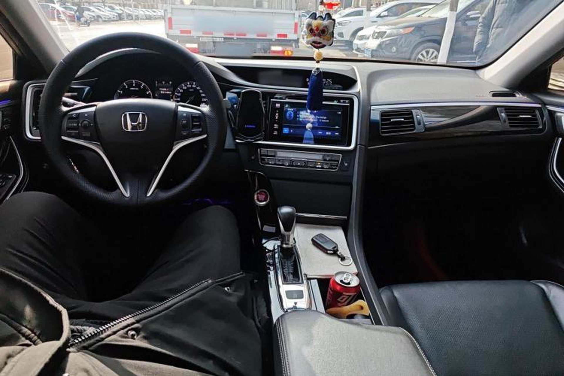Used Honda Spirior 2017 2.4L Luxury Edition Center Console