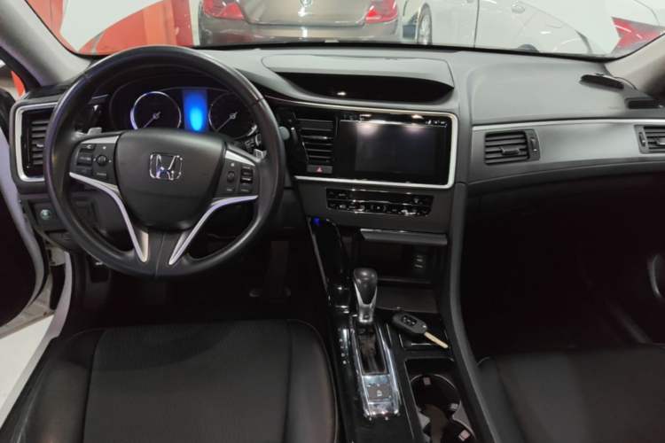 Used Honda Spirior 2017 2.0L Classic Edition Center Console