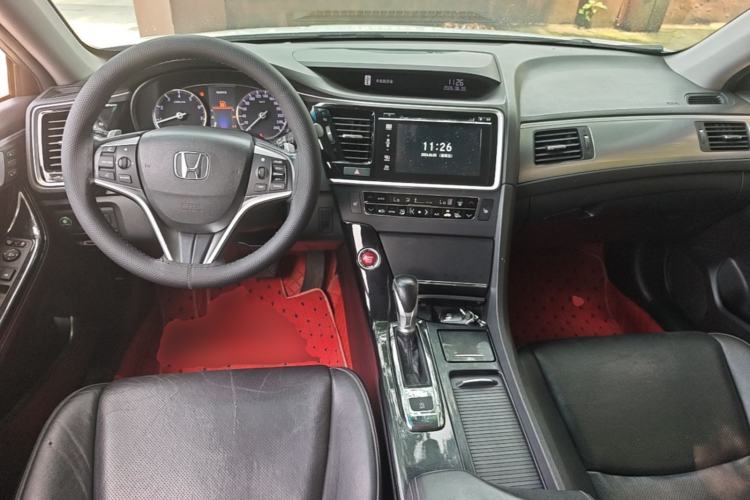 Used Honda Spirior 2017 2.0L Comfort Edition Center Console