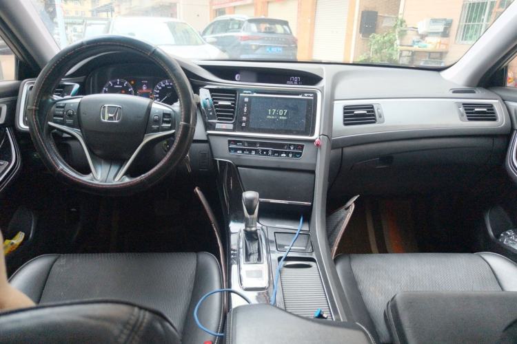 Used Honda Spirior 2017 2.0L Classic Edition Center Console