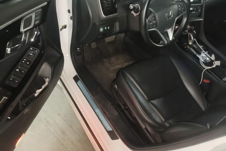 Used Honda Spirior 2017 2.4L Luxury Edition Driver Seat