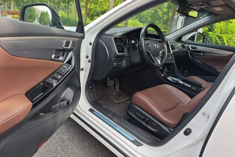 Used Honda Spirior 2017 Hybrid 2.0L Pure Edition Driver Seat