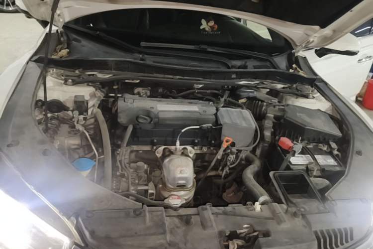 Used Honda Spirior 2017 2.4L Luxury Edition Engine Bay