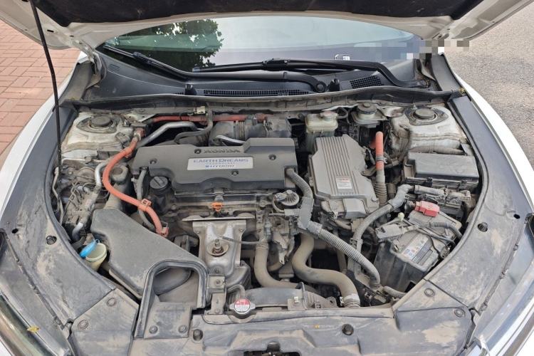 Used Honda Spirior 2017 Hybrid 2.0L Pure Edition Engine Bay