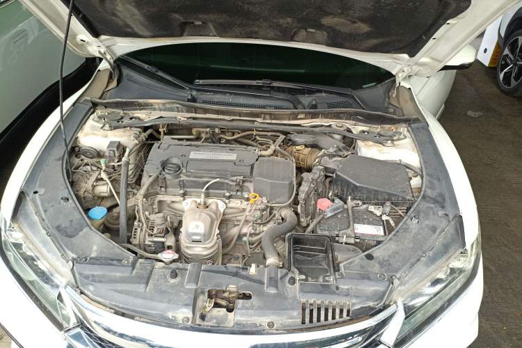 Used Honda Spirior 2017 2.4L Luxury Edition Engine Bay