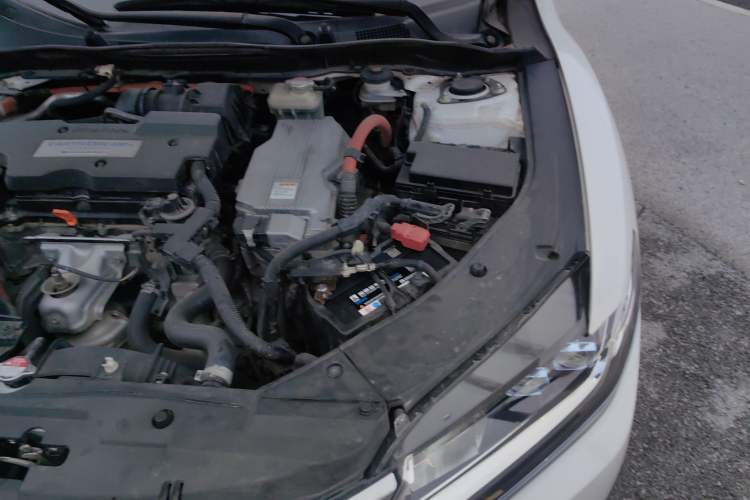Used Honda Spirior 2017 Hybrid 2.0L Pure Drive Edition Engine Bay Left