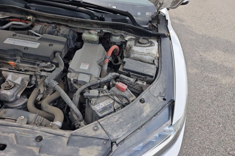 Used Honda Spirior 2017 Hybrid 2.0L Pure Edition Engine Bay Left