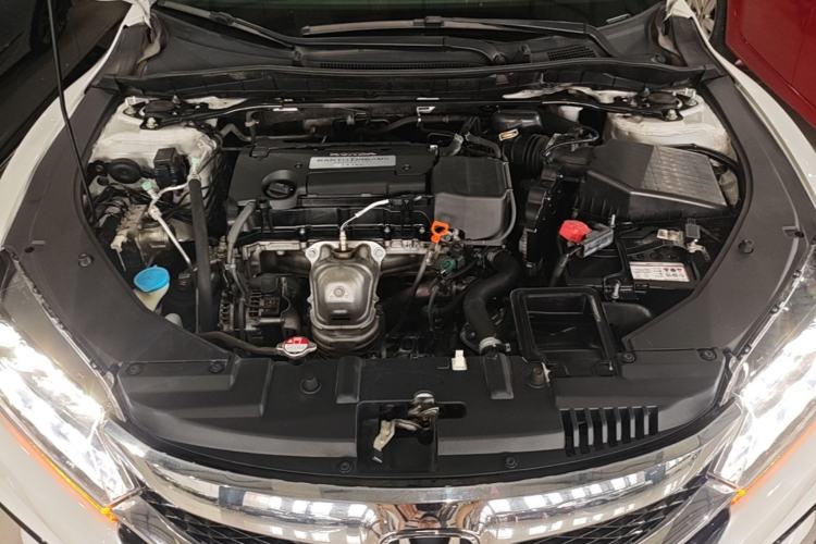 Used Honda Spirior 2017 2.4L Luxury Edition Engine Bay